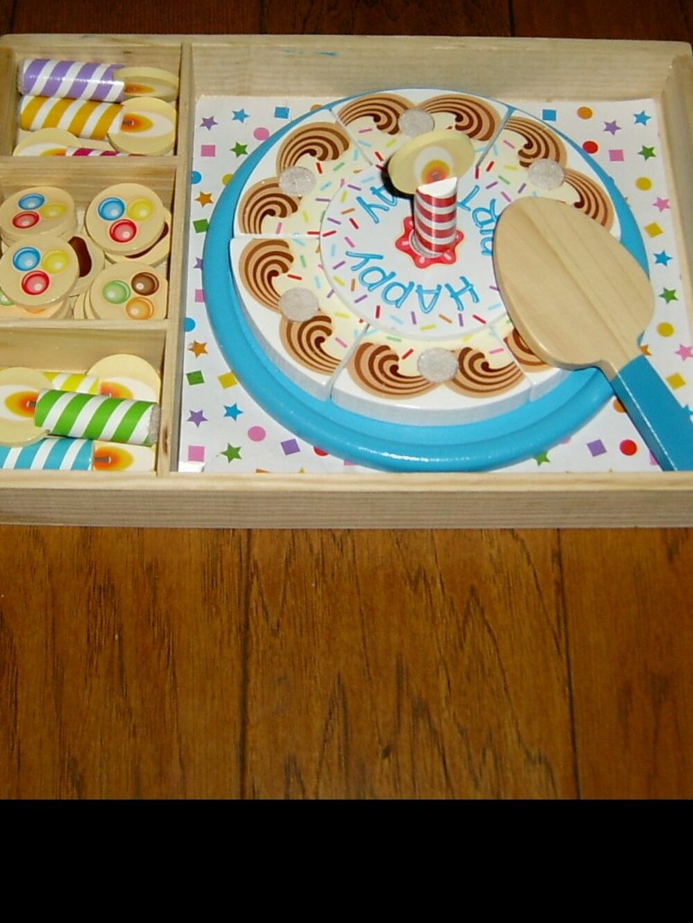 Wooden Melissa and Doug Pizza, Birthday Party Food Play Sets Bundle - Picture 4 of 4